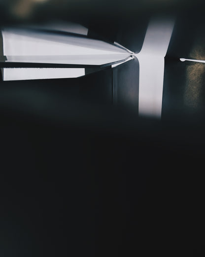 Handgefertigte Edelstahl-Sitzbank